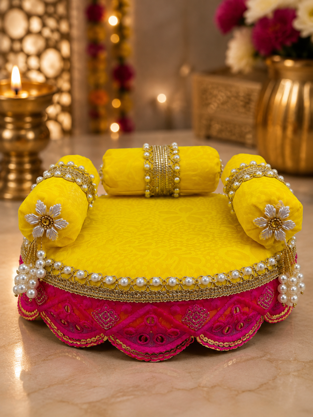 Madhur Sofa
