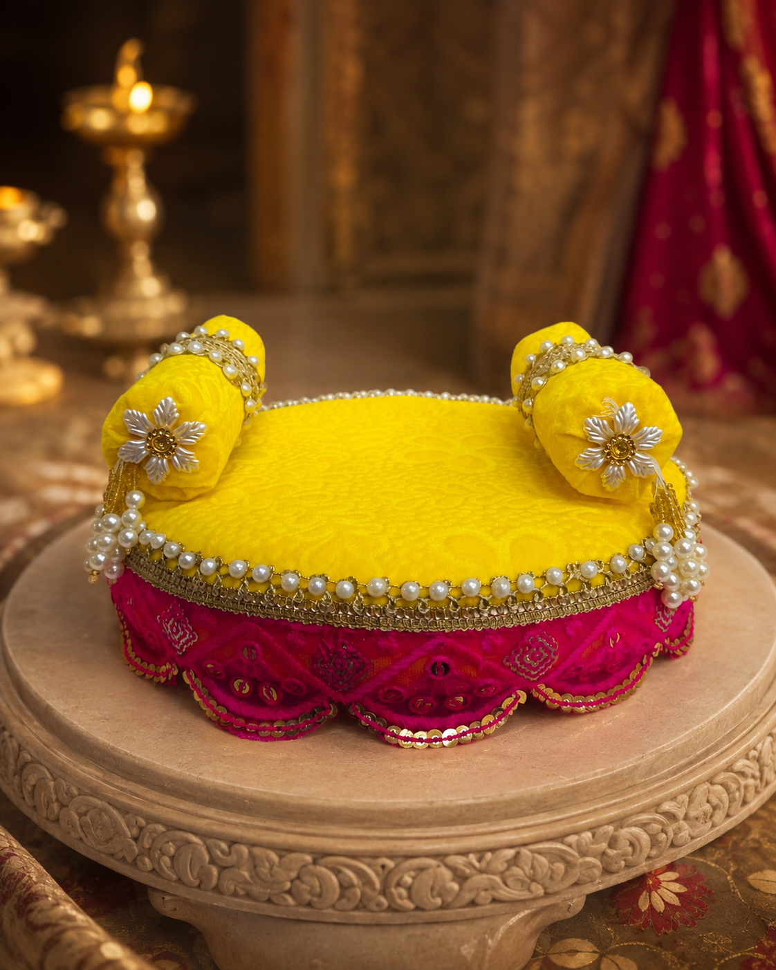 Madhur Sofa