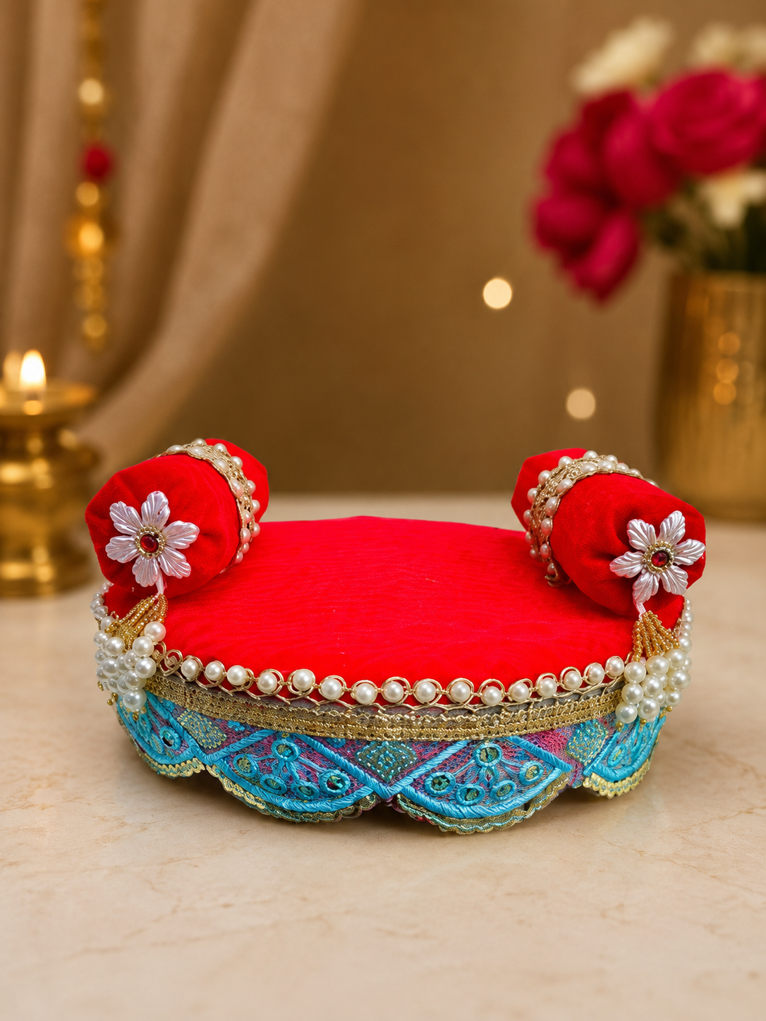 Madhur Sofa